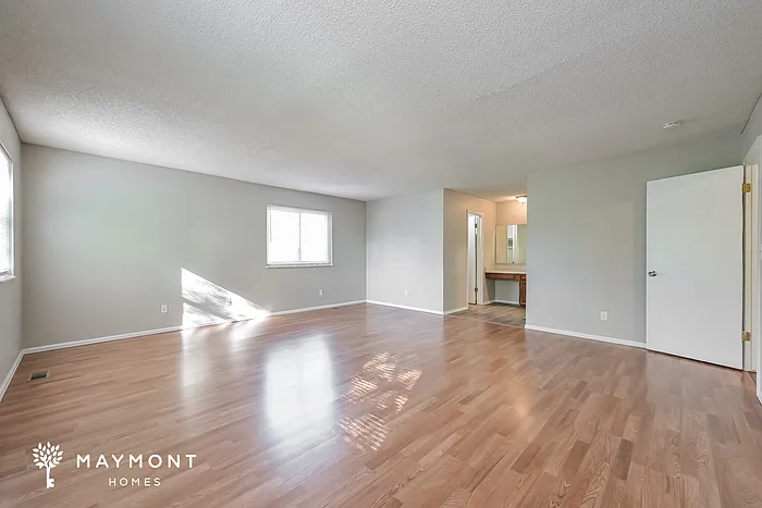 829 S Norfolk St — Photo 9