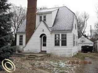 6545 Hatchery Rd, Waterford, MI 48327