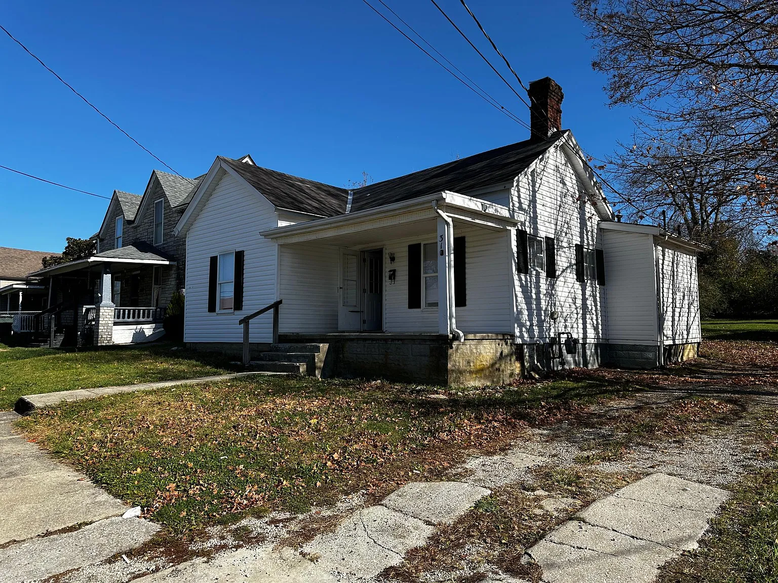 31 Franklin Ave — Photo 3