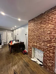 Rented by R New York