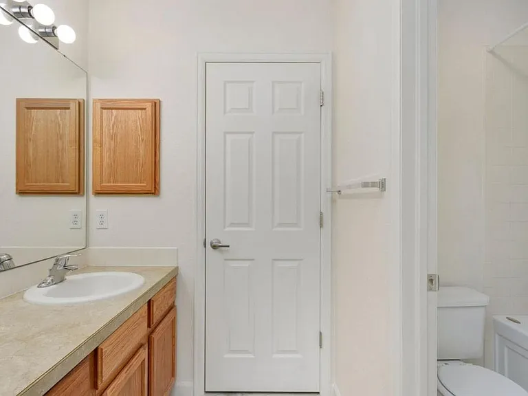 2075 Tonopas Ct #103 — Photo 8