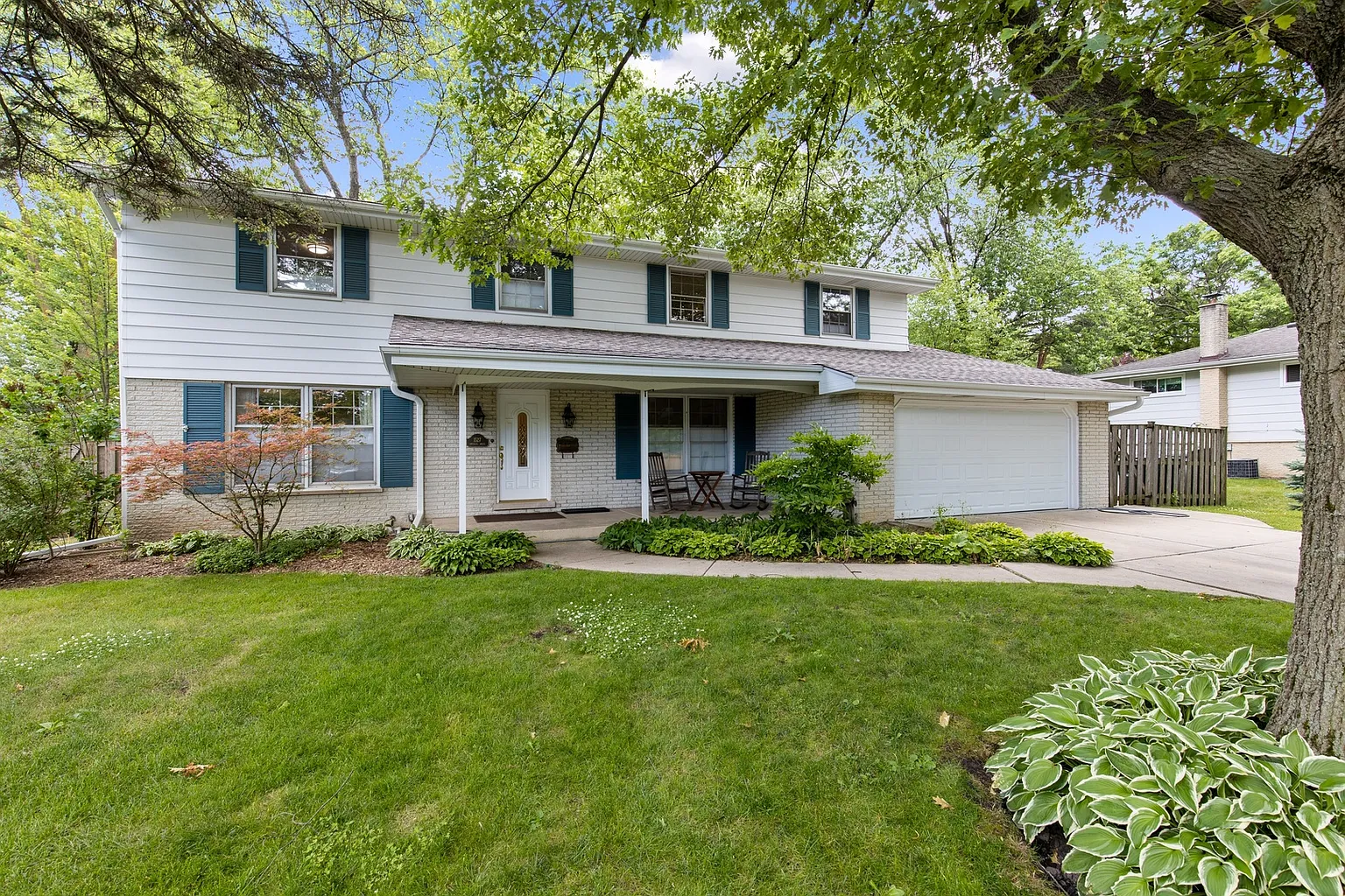 1527 Imperial Dr photo 1