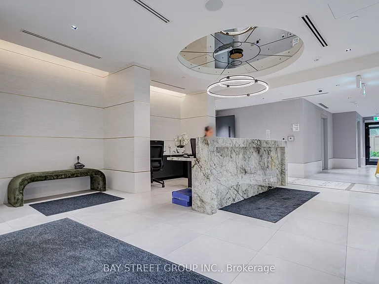 5858 Yonge St #2023 — Photo 6