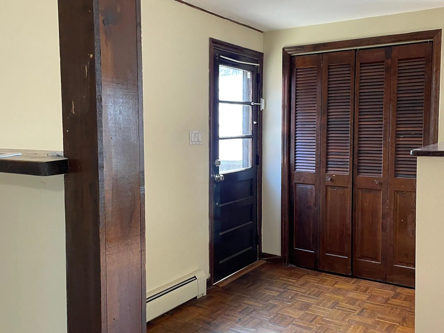 186 River Rd — Photo 2