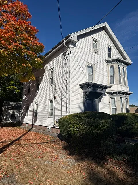 27 Kilvert St #1