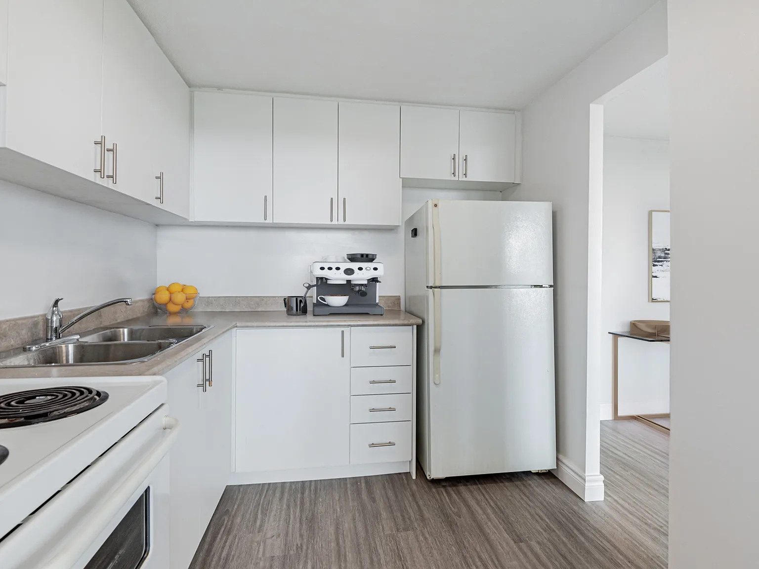 107 Colborne Street West — Photo 3