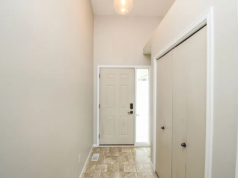 3436 W 84th Pl — Photo 6