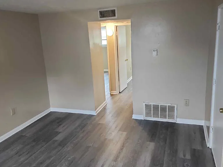 4902 Saddlebrook Ln — Photo 19