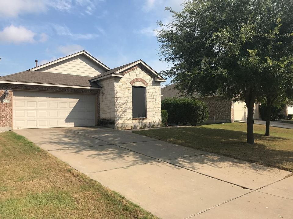 1st image of 172 Bloomsbury Dr