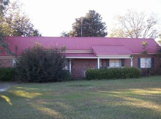 785 Peaceful Rd, Pinehurst, GA 31070