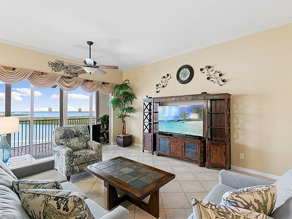 4th image of 4141 Bay Beach LN #4P3