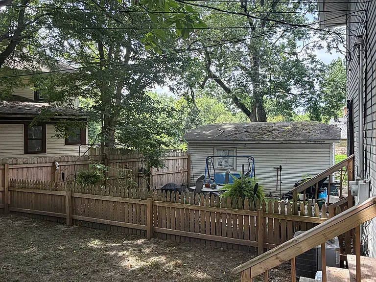 2319 Coyner Ave — Photo 20