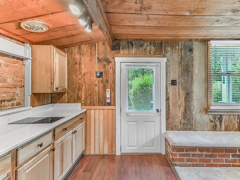 1717 W Doe Run Rd #4 — Photo 6