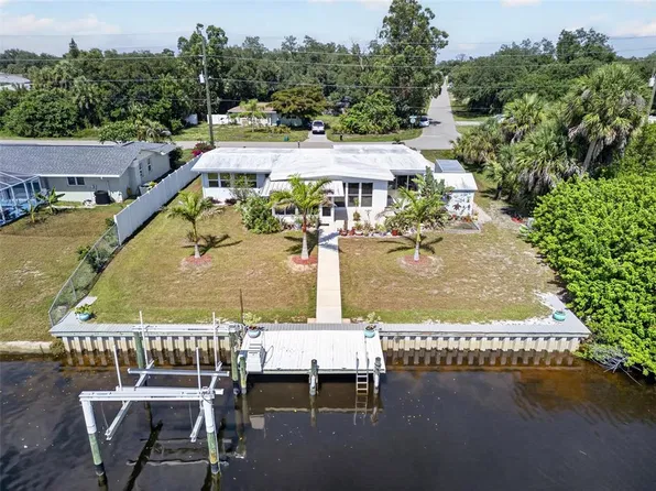3349 ROCK CREEK DRIVE, PORT CHARLOTTE, FL 33948