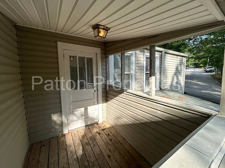 1401 Kinderway & 4300-4302 Wentworth - Inside CoC - R09214-07-01 — Photo 13