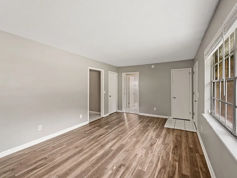 7164 Holland Ln — Photo 5