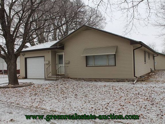 2nd image of 613 S 12th St