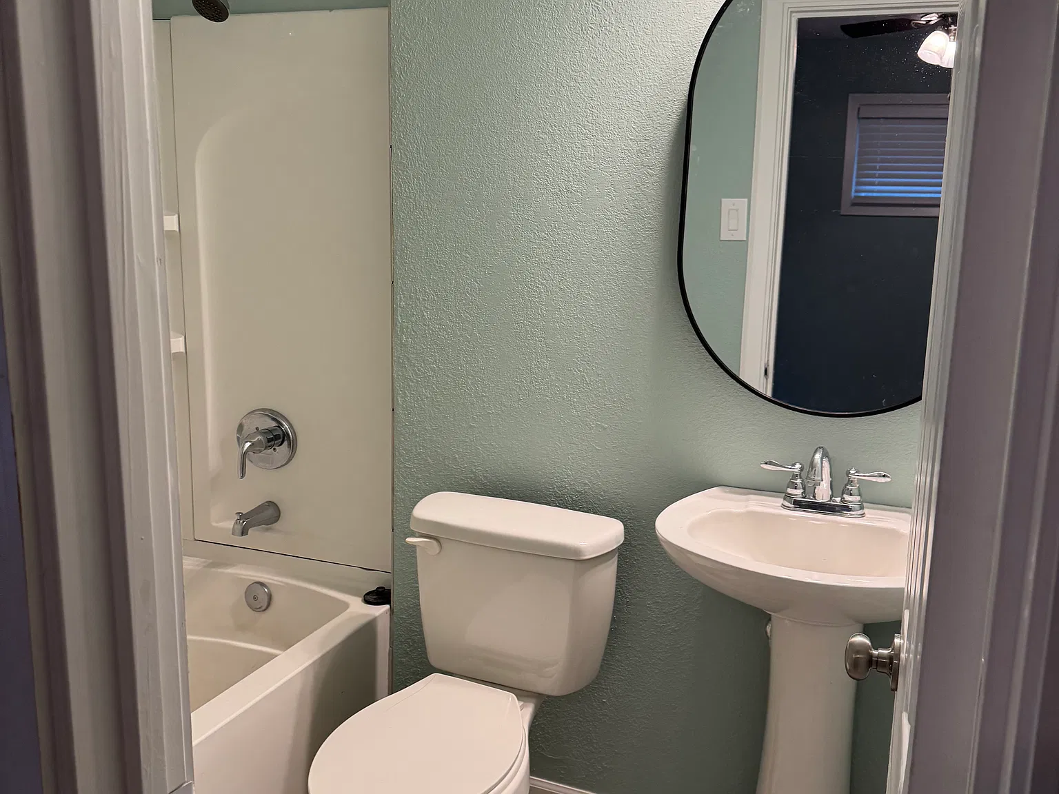 3 bed, 1273 sqft, $1,675 — Photo 3