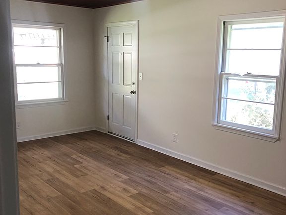 3rd image of 1716 44th St