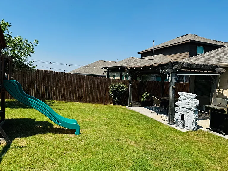 8433 Comanche Springs Dr — Photo 19