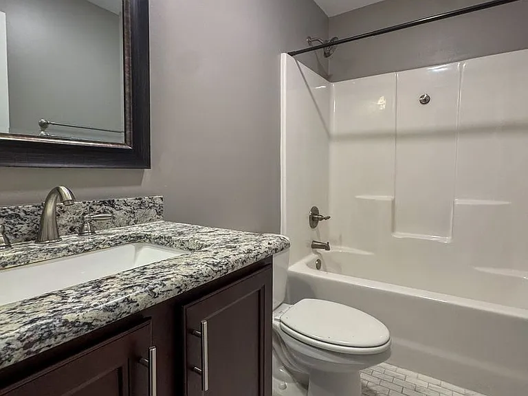 7550 Hillside Ave — Photo 29