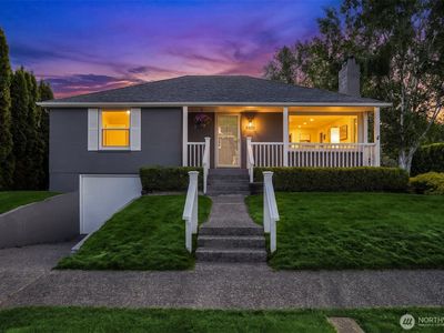 3053 32nd Avenue W, Seattle, WA, 98199