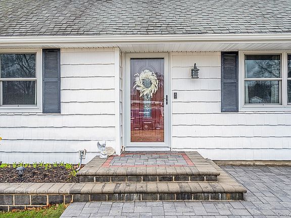 3rd image of 51 Ridge Haven Drive