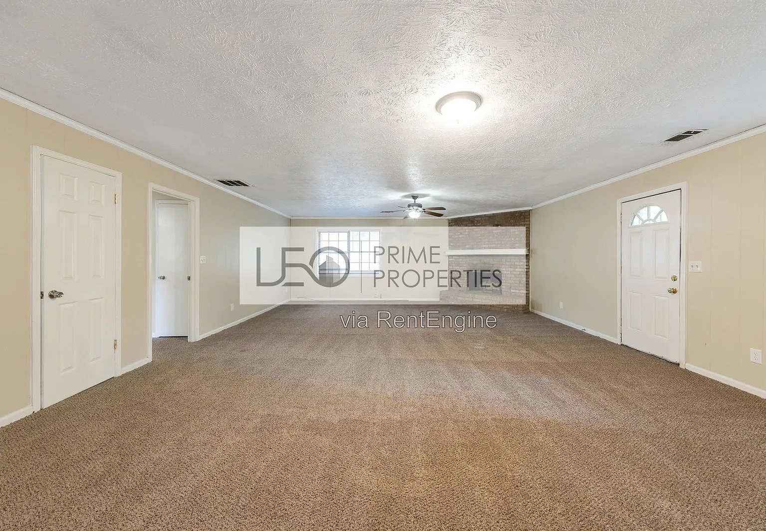 3 bed, 2.0 bath, 1750 sqft, $1,599 — Photo 3