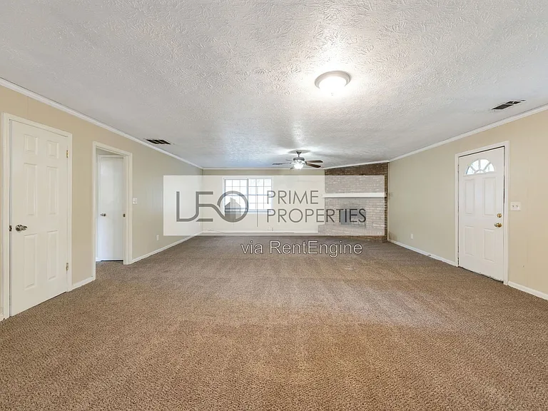 5835 Bearing Way — Photo 3