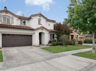 702 Genoa Ln, Oxnard, CA 93035