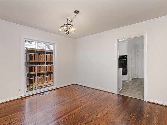 5th image of 4116 Normandy Ave