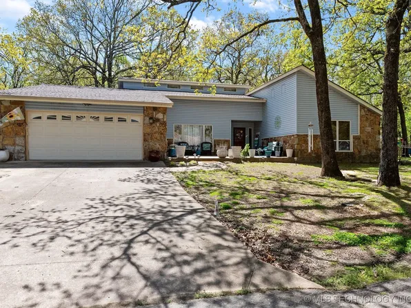 33592 Oak Park Dr, Wagoner, OK 74467