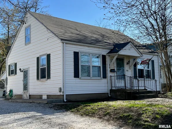 805 W Washington St, Pittsfield, IL 62363