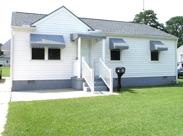 719 Marshall St, Roanoke Rapids, NC 27870