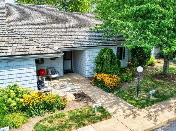 16 Sawmill Creek Dr W, Huron, OH 44839