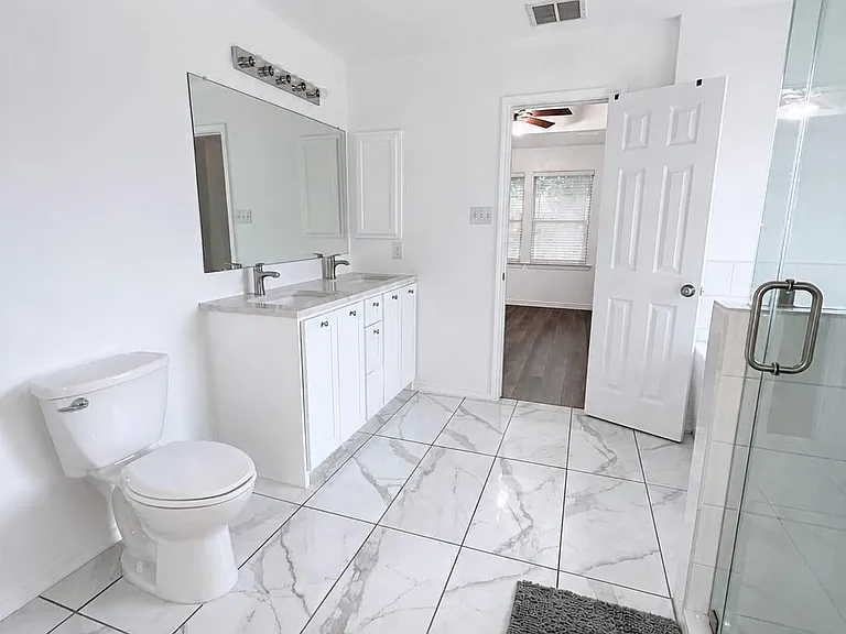 1011 Backland Ct — Photo 14