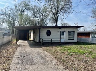 525 Kent St, East Alton, IL