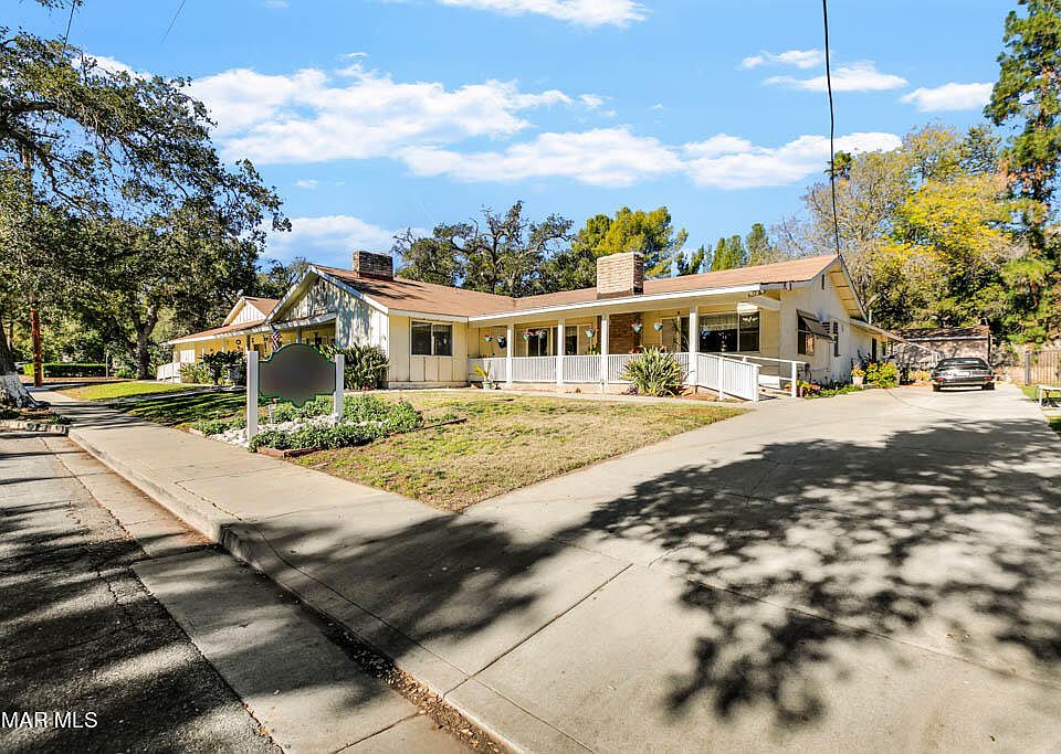 1st image of 108 W Eucalyptus St