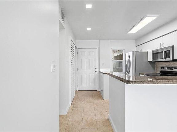 5th image of 2108 S Cypress Bend Dr APT 406