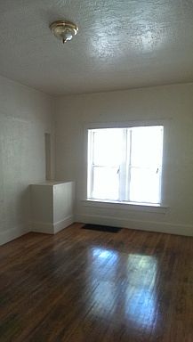 3rd image of 346 S 800 E #B