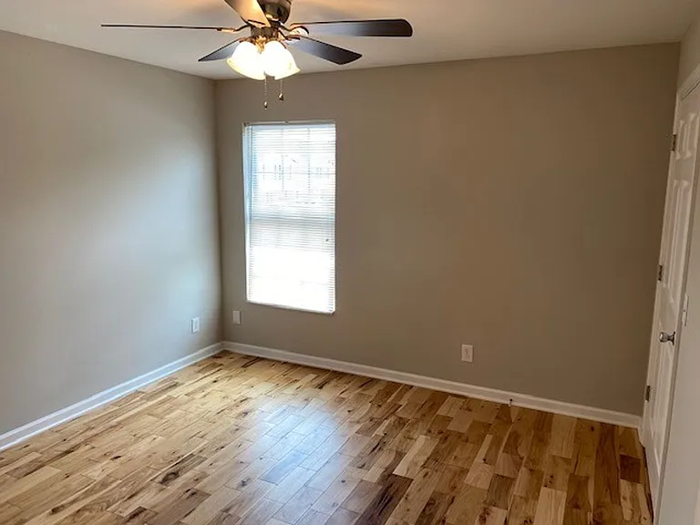 531 Dill Ln #B-9 — Photo 16