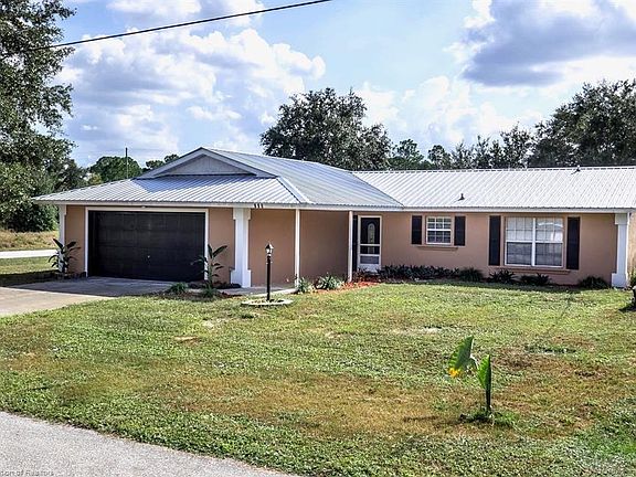 3rd image of 225 Blue Moon Ave