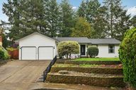 SW Fairview Ct-S2510-001.jpg