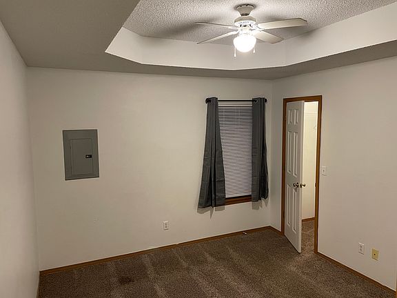 5th image of 137 W Northaven St #137