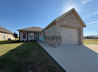 492 Cliff Bullock Dr, Sterlington, LA 71280