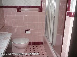1st Floor Bath 2