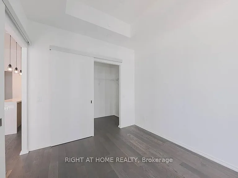8 Hillsdale Ave E #944 — Photo 9