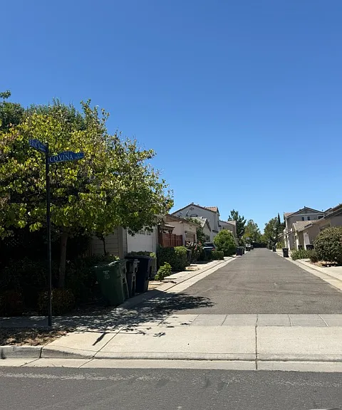 435 W Saint Francis Ave — Photo 2
