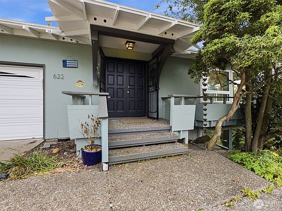 4th image of 622 Olympic Avenue