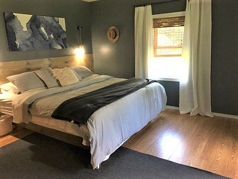 4th image of 3005 4th St